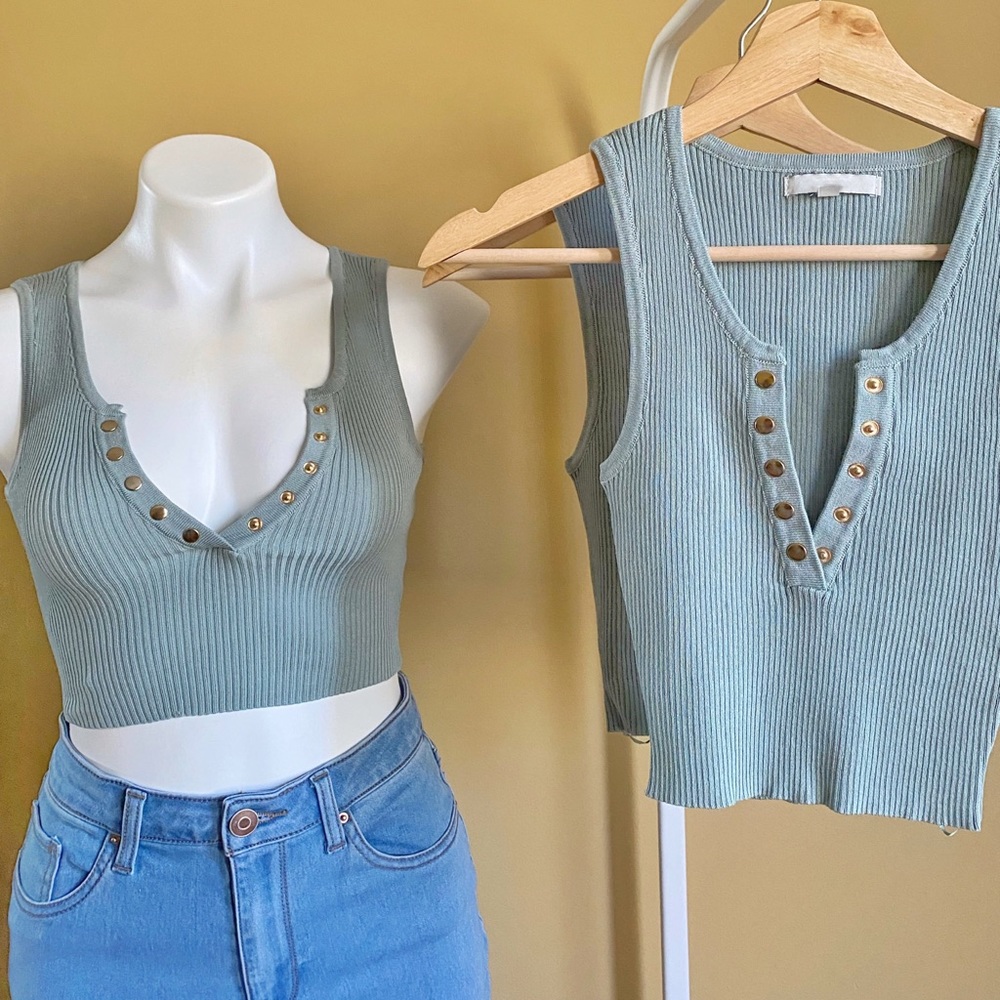 Sleeveless knit Tank top with snap buttons- SAGE